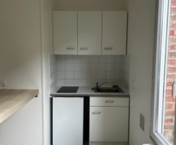 Location Appartement 1 pièce Saint-Quentin (02100) - Centre ville